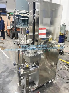 小试反应釜(1).jpg 小试反应釜(1).jpg